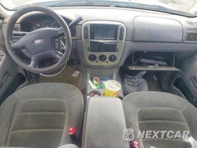 Zdjęcie 8 z 13 samochodu: 2003 FORD EXPLORER XLT VIN:1FMZU73K83UB51887 - miniatura