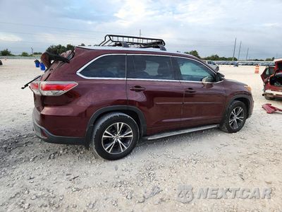 Trzecie zdjęcie samochodu z tyłu: 2016 TOYOTA HIGHLANDER XLE VIN:5TDKKRFH3GS136800 - miniatura