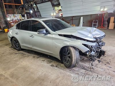 Czwarte zdjęcie samochodu z boku: 2015 INFINITI Q50 PREMIUM VIN:JN1BV7AR8FM414700 - miniatura