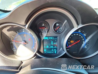 Zdjęcie 9 z 13 samochodu: 2016 CHEVROLET CRUZE VIN:1G1PE5SB2G7214221 - miniatura