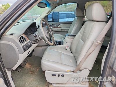 Zdjęcie 7 z 12 samochodu: 2008 CHEVROLET SILVERADO K2500 HEAVY DUTY VIN:1GCHK23698F125970 - miniatura