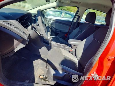 Zdjęcie 7 z 12 samochodu: 2014 FORD FOCUS SE VIN:1FADP3F22EL411502 - miniatura