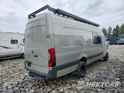 Trzecie zdjęcie samochodu z tyłu: 2025 MERCEDES-BENZ SPRINTER 3500 XD DELIVERY VAN VIN:W1Y8ND6Y9ST227094 - miniatura