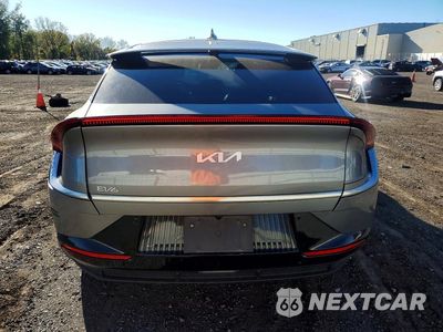 Zdjęcie 6 z 13 samochodu: 2024 KIA EV6 WIND VIN:KNDC34LA2R5215377 - miniatura