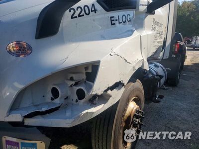 Zdjęcie 13 z 13 samochodu: 2022 FREIGHTLINER CASCADIA 116 VIN:3AKBHTDV8NDND5444 - miniatura
