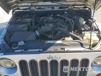 Zdjęcie 11 z 12 samochodu: 2008 JEEP WRANGLER X VIN:1J4FA24168L591297 - miniatura