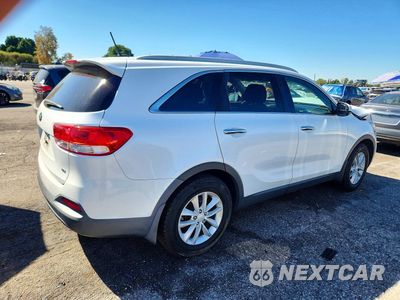 Trzecie zdjęcie samochodu z tyłu: 2016 KIA SORENTO LX V6 VIN:5XYPG4A56GG083594 - miniatura
