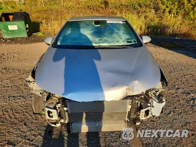 Piąte zdjęcie samochodu w środku: 2018 CHEVROLET CRUZE LT VIN:1G1BE5SM5J7125519 - miniatura