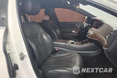 Piąte zdjęcie samochodu w środku: 2018 MERCEDES-BENZ S 560 VIN:WDDUG8DB6JA397674 - miniatura