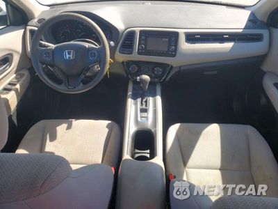 Zdjęcie 8 z 12 samochodu: 2017 HONDA HR-V LX VIN:3CZRU6H35HG703592 - miniatura