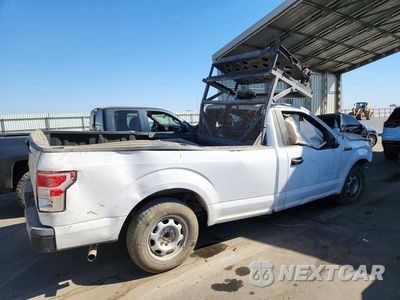 Trzecie zdjęcie samochodu z tyłu: 2018 FORD F150 VIN:1FTMF1CB8JKC71851 - miniatura