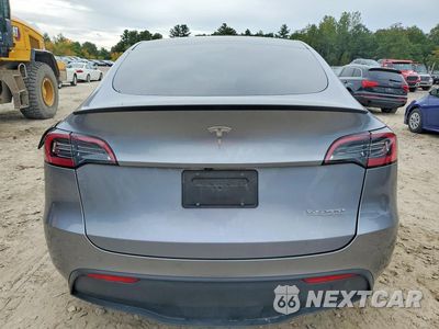 Zdjęcie 6 z 14 samochodu: 2024 TESLA MODEL Y VIN:7SAYGDEFXRA323005 - miniatura