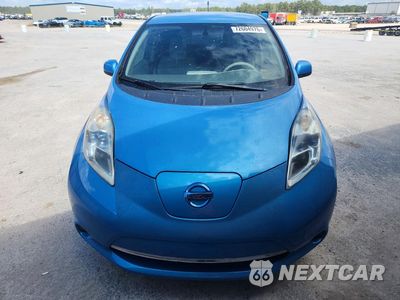 Piąte zdjęcie samochodu w środku: 2011 NISSAN LEAF SV VIN:JN1AZ0CP7BT005767 - miniatura