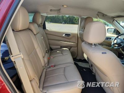 Zdjęcie 11 z 13 samochodu: 2017 NISSAN PATHFINDER SL VIN:5N1DR2MN3HC676599 - miniatura