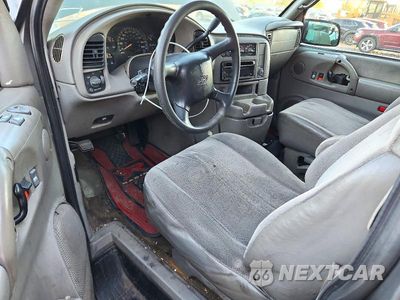 Zdjęcie 8 z 13 samochodu: 2004 CHEVROLET ASTRO VIN:1GNDM19X14B129605 - miniatura