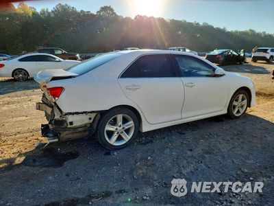 Trzecie zdjęcie samochodu z tyłu: 2014 TOYOTA CAMRY SE VIN:4T1BF1FK9EU733360 - miniatura