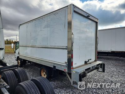 Drugie zdjęcie samochodu z przodu: 2016 ISUZU NPR HD BOX TRUCK VIN:54DC4W1B7GS805184 - miniatura