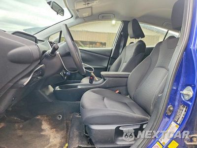 Zdjęcie 7 z 13 samochodu: 2016 TOYOTA PRIUS TWO VIN:JTDKBRFU3G3516783 - miniatura