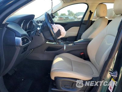Zdjęcie 7 z 14 samochodu: 2017 JAGUAR F-PACE PREMIUM VIN:SADCJ2BN4HA490256 - miniatura