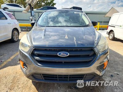 Piąte zdjęcie samochodu w środku: 2019 FORD ESCAPE S VIN:1FMCU0F78KUB79546 - miniatura