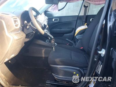 Zdjęcie 7 z 12 samochodu: 2026 HYUNDAI VENUE SE VIN:KMHRB8A38TU427802 - miniatura