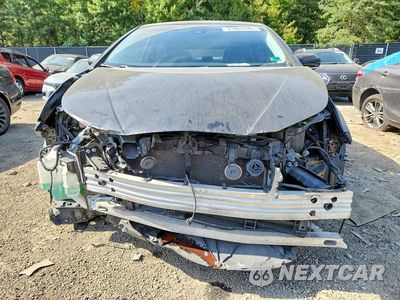 Piąte zdjęcie samochodu w środku: 2021 TOYOTA PRIUS LE VIN:JTDKAMFU5M3146258 - miniatura