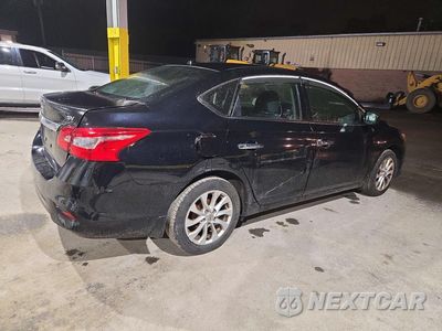 Trzecie zdjęcie samochodu z tyłu: 2018 NISSAN SENTRA SV VIN:3N1AB7APXJL619313 - miniatura