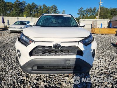 Piąte zdjęcie samochodu w środku: 2021 TOYOTA RAV4 XLE VIN:2T3W1RFV4MC091212 - miniatura