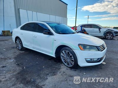 Czwarte zdjęcie samochodu z boku: 2015 VOLKSWAGEN PASSAT SE VIN:1VWBT7A36FC063383 - miniatura