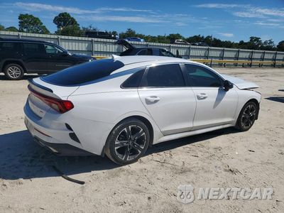 Trzecie zdjęcie samochodu z tyłu: 2023 KIA K5 GT LINE VIN:5XXG64J23PG181950 - miniatura
