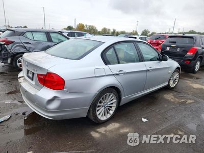 Trzecie zdjęcie samochodu z tyłu: 2011 BMW 328 XI VIN:WBAPK7C52BA818591 - miniatura