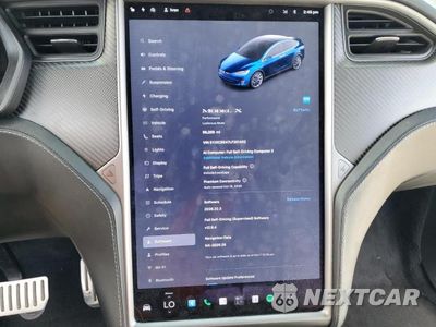 Zdjęcie 9 z 12 samochodu: 2020 TESLA MODEL X VIN:5YJXCBE47LF301402 - miniatura