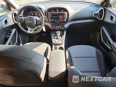Zdjęcie 8 z 12 samochodu: 2023 KIA SOUL LX VIN:KNDJ23AU6P7882942 - miniatura