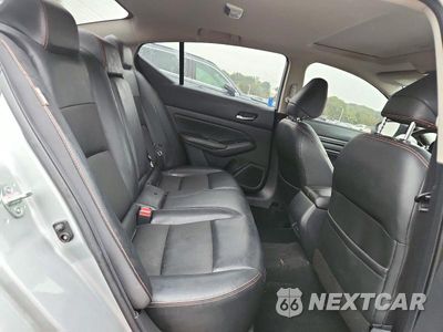 Zdjęcie 10 z 12 samochodu: 2019 NISSAN ALTIMA SR VIN:1N4BL4CW2KN325509 - miniatura
