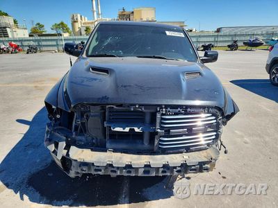 Piąte zdjęcie samochodu w środku: 2017 RAM 1500 SPORT VIN:1C6RR7MTXHS558830 - miniatura