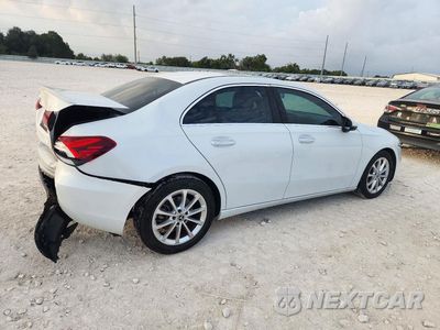 Trzecie zdjęcie samochodu z tyłu: 2020 MERCEDES-BENZ A 220 VIN:WDD3G4EB1LW038709 - miniatura