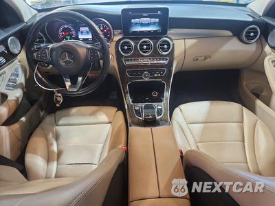 Zdjęcie 8 z 12 samochodu: 2015 MERCEDES-BENZ C 300 4MATIC VIN:55SWF4KB1FU062787 - miniatura