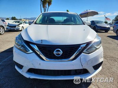 Piąte zdjęcie samochodu w środku: 2019 NISSAN SENTRA S VIN:3N1AB7AP9KY407023 - miniatura