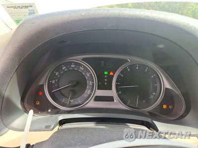Zdjęcie 9 z 12 samochodu: 2007 LEXUS IS 350 VIN:JTHBE262472012986 - miniatura