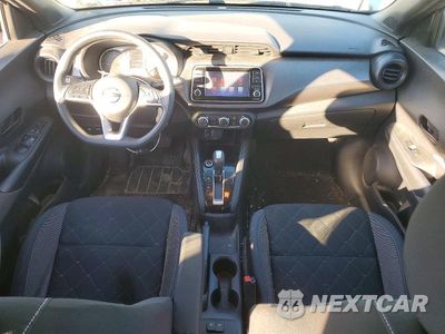 Zdjęcie 8 z 12 samochodu: 2019 NISSAN KICKS S VIN:3N1CP5CU4KL513409 - miniatura