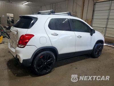Trzecie zdjęcie samochodu z tyłu: 2018 CHEVROLET TRAX 1LT VIN:3GNCJPSB2JL208295 - miniatura