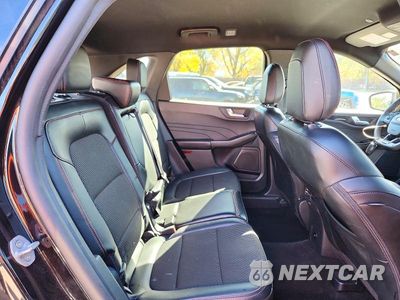 Zdjęcie 10 z 12 samochodu: 2025 FORD ESCAPE ST LINE VIN:1FMCU0MN6SUB44022 - miniatura