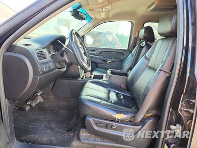 Zdjęcie 7 z 13 samochodu: 2012 CHEVROLET TAHOE K1500 LT VIN:1GNSKBE05CR218658 - miniatura