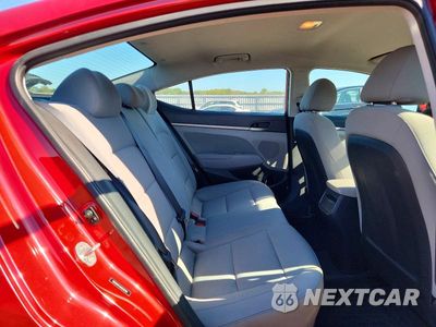 Zdjęcie 10 z 12 samochodu: 2018 HYUNDAI ELANTRA SEL VIN:5NPD84LF9JH236300 - miniatura