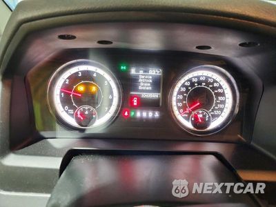Zdjęcie 9 z 13 samochodu: 2018 RAM 2500 ST VIN:3C6UR5CJXJG183954 - miniatura