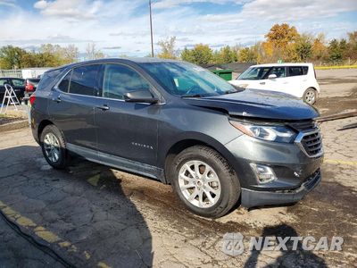 Czwarte zdjęcie samochodu z boku: 2018 CHEVROLET EQUINOX LT VIN:2GNAXJEV1J6130752 - miniatura