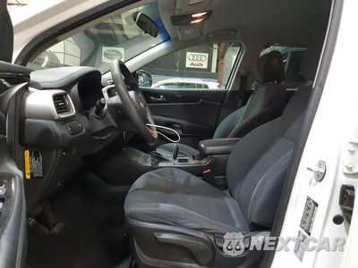 Zdjęcie 7 z 13 samochodu: 2016 KIA SORENTO LX V6 VIN:5XYPGDA59GG043462 - miniatura