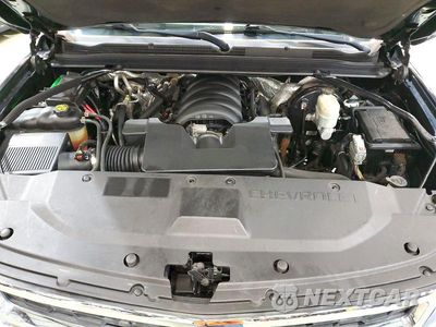 Zdjęcie 12 z 13 samochodu: 2016 CHEVROLET SUBURBAN K1500 LT VIN:1GNSKHKC7GR389516 - miniatura