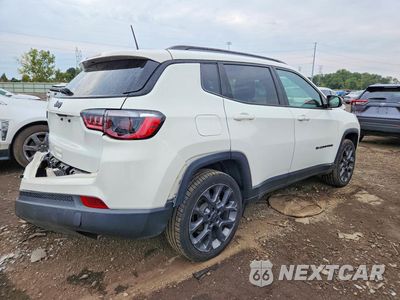 Trzecie zdjęcie samochodu z tyłu: 2021 JEEP COMPASS 80TH EDITION VIN:3C4NJDEB0MT556998 - miniatura