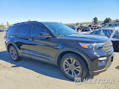 Czwarte zdjęcie samochodu z boku: 2022 FORD EXPLORER XLT VIN:1FMSK8DH8NGC08722 - miniatura